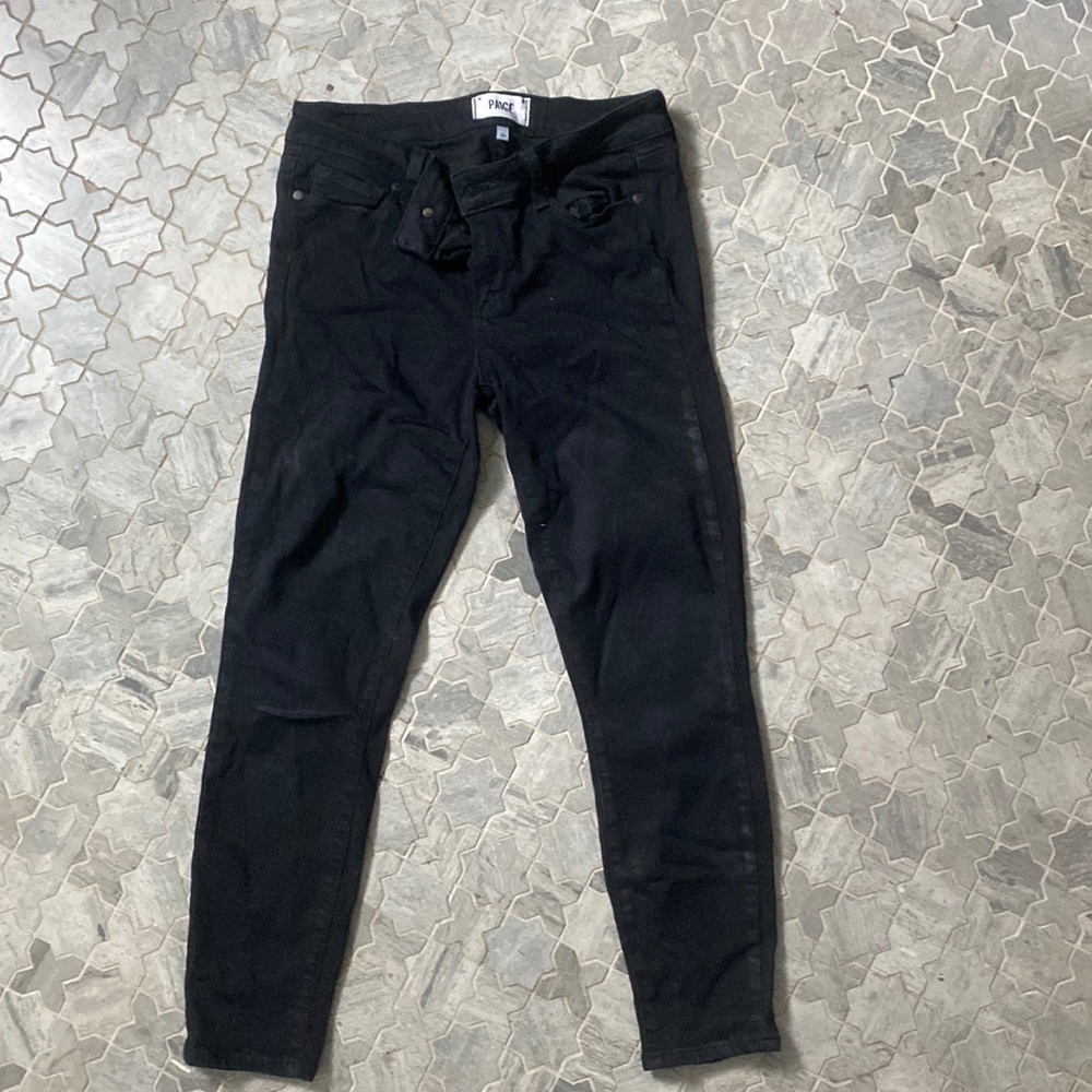 Paige Verdugo Crop Size 28 black jeans